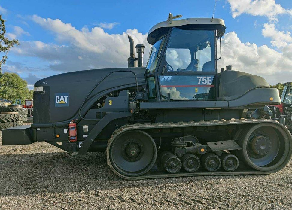 Ciągnik na gąsienicach Claas Challenger 75 E . 345 KM. CLAAS