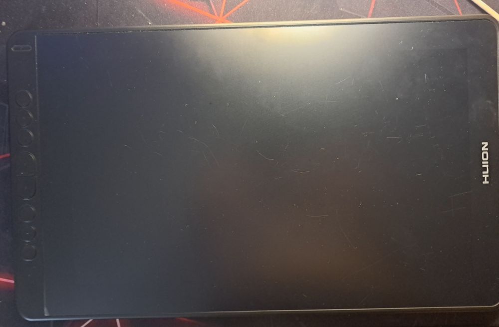 Tablet graficzny Huion kamvas 13
