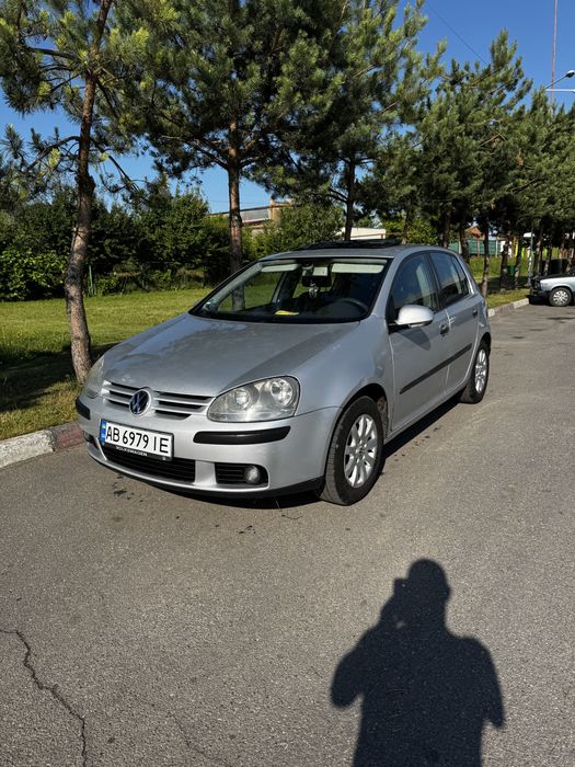 Гольф 5 2003року