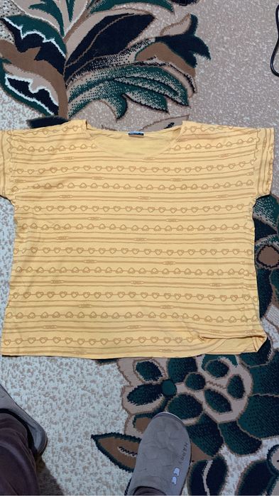 Жіночі футболки великих розмірів.