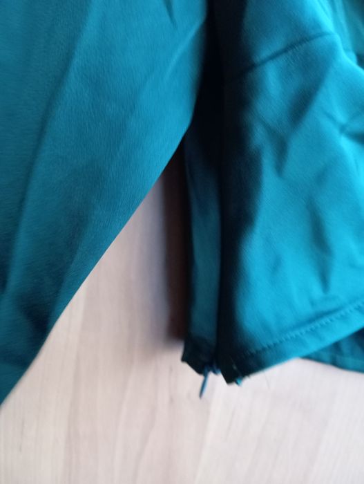 Ciemnozielony top, koszula, ozdobne rękawy, frędzle, shein