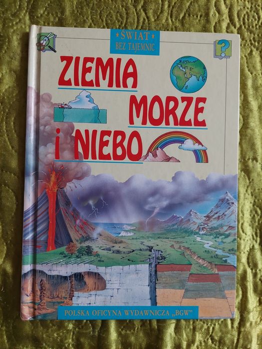 Książka dla dzieci. Ziemia morze i niebo