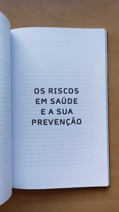 Livro "Mitos E Crenças Na Saúde" do Dr, António Vaz Carneiro