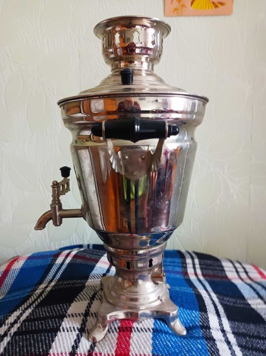 Продам электрический самовар (винтаж) в отличном состоянии
