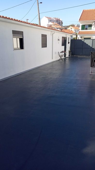 Moradia R/C. T1, Alto di Indio - Sobreda - Cozinha Equipada