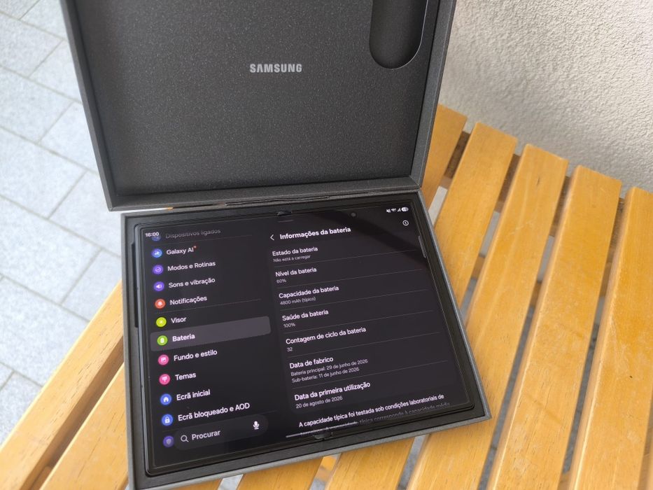 Samsung Z Fold 8 - 256GB