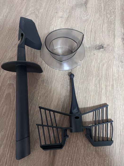 Bimby TM5 com 3 livros e 2 chaves cookido