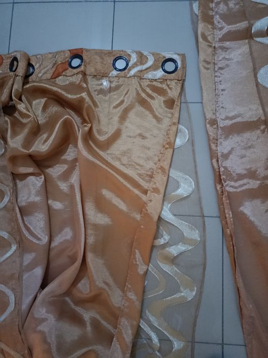 Cortinados com pano duplo