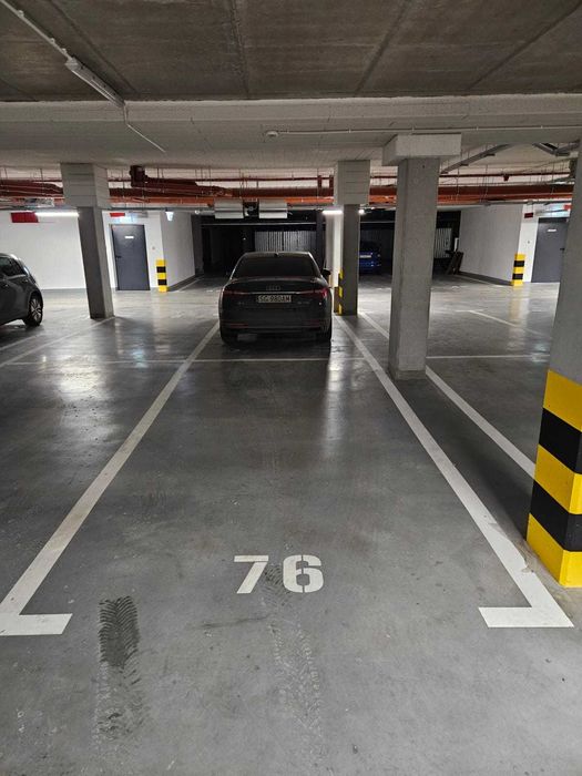 Miejsce Parkingowe Kraków ul. Mierzeja Wiślana 6B