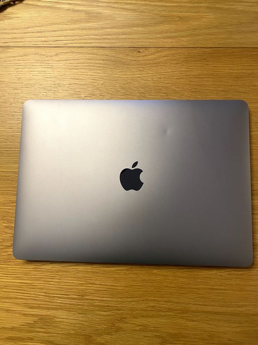 MacBook Air M1 13” Space Grey (2021) - 8GB / 256GB - 104 ciclos