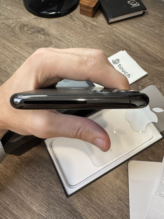 Iphone 11 pro max 256 Space Grey neverlock состояние НОВОГО