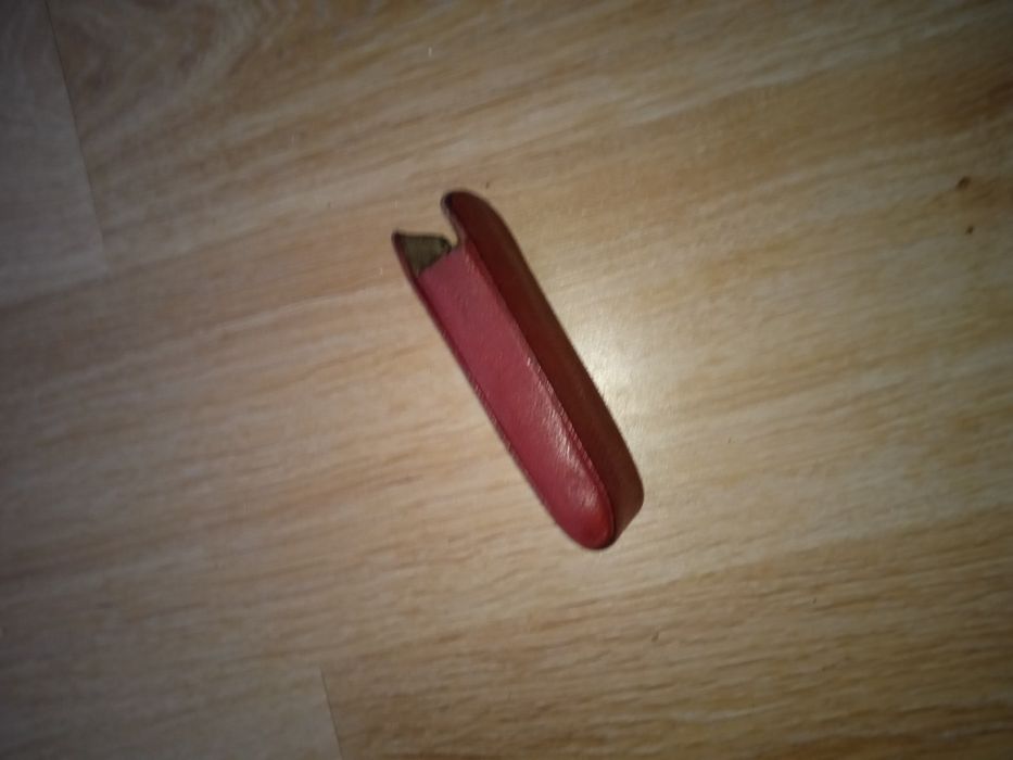 Etui na okulary, materiał