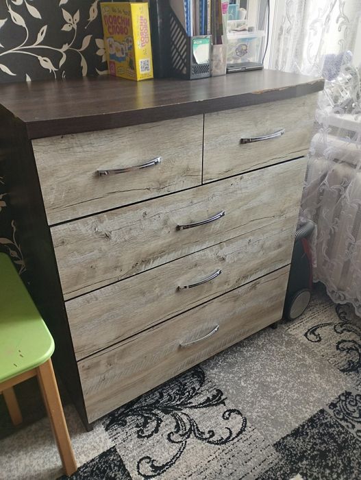 Продамо вмісткий комод