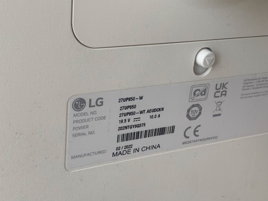 Продам монитор LG 27UP850-W