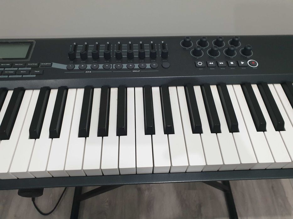 Teclado Midi M-Audio Axion 61