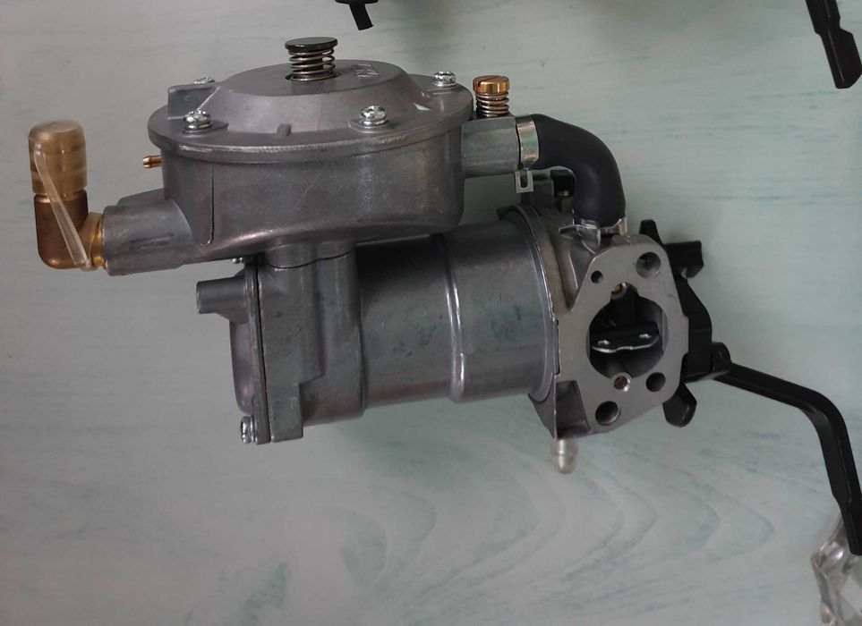 Карбюратор автоматичний для генератора 1-4 кВт ,