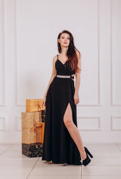 Випускна сукня чорна максі