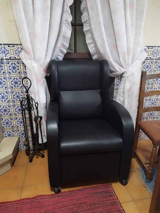 Poltrona/Cadeirão geriátrico/ hospitalar relax manual (novo)