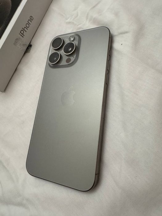 iPhone 15 pro max 256gb