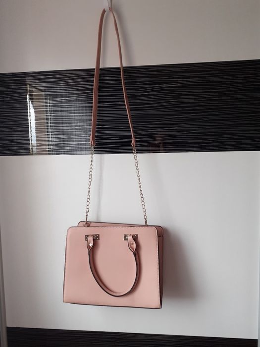 Elegancka torebka pudrowy róż