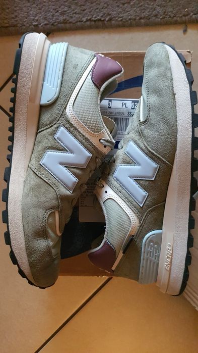 New Balance 46,5 - 30 cm.