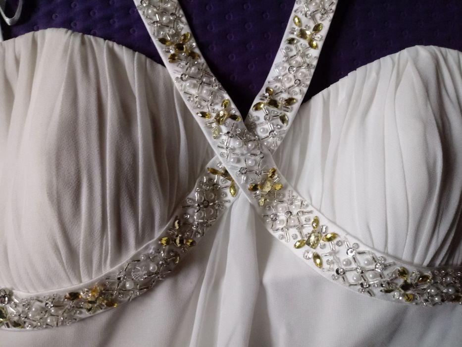 Suknia ślubna rozm.40-42-44.