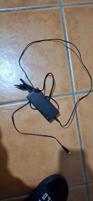 Carregador Trotinete elétrica 29.4V 2A(Compatível com Ninebot/Xiaomi/]