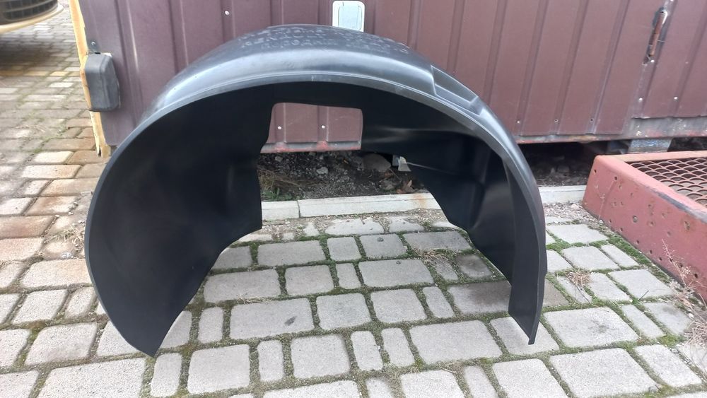 Підкрильник передній лівий Рено Трафік 2,0