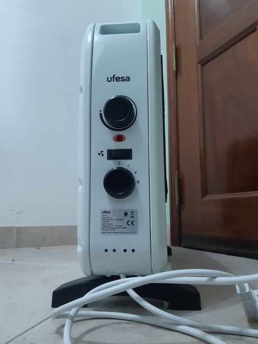**Aquecedor Elétrico UFESA – POLUX 2000W**