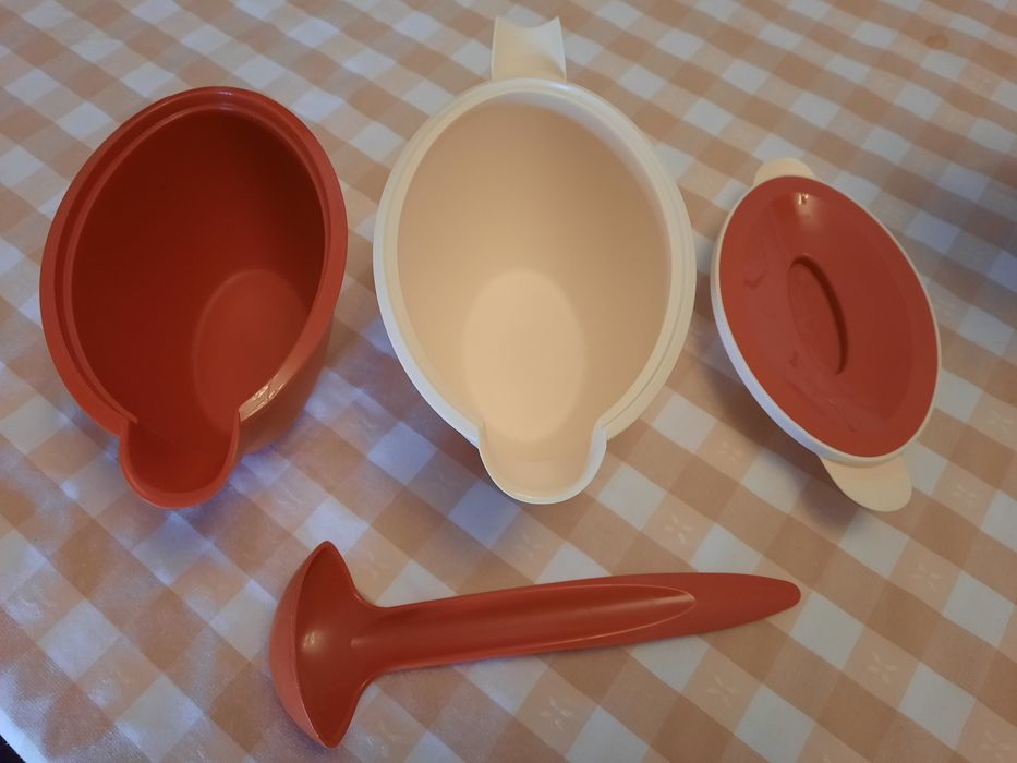 Molheira Tupperware