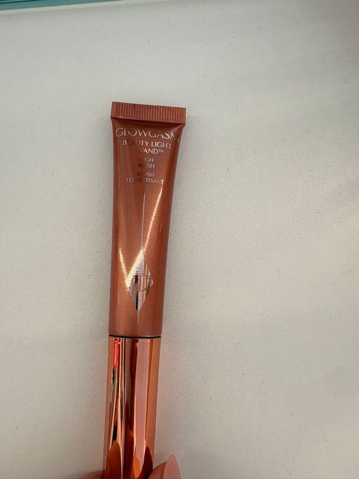 Rozświetlacz   Charlotte Tilbury