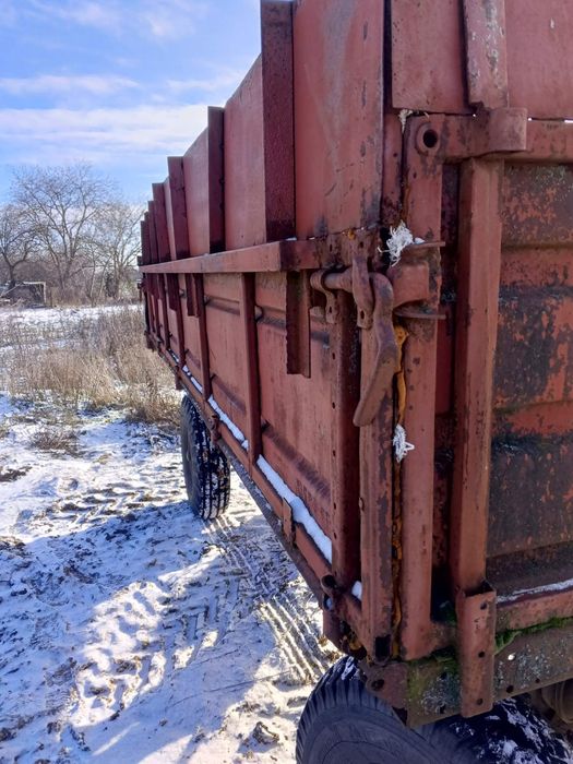 Продам прицеп 2птс4