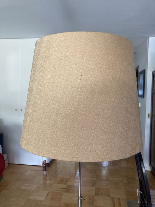 Candeeiro de pé com abat jour