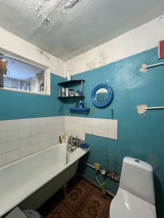 Продаж 2 кімн. Металургів 23, напроти Фокстроту.