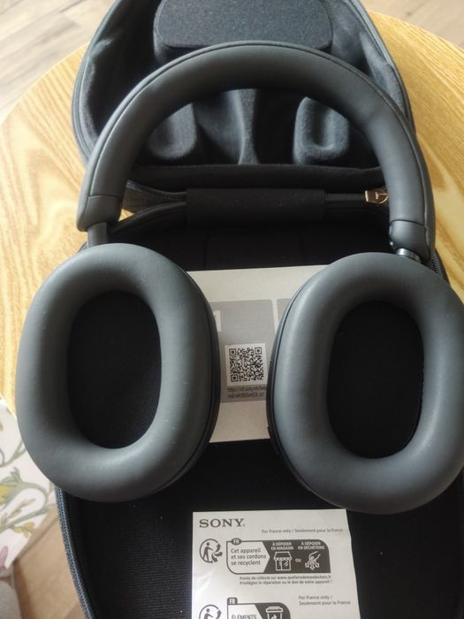 Słuchawki bezprzewodowe SONY WH1000XM5