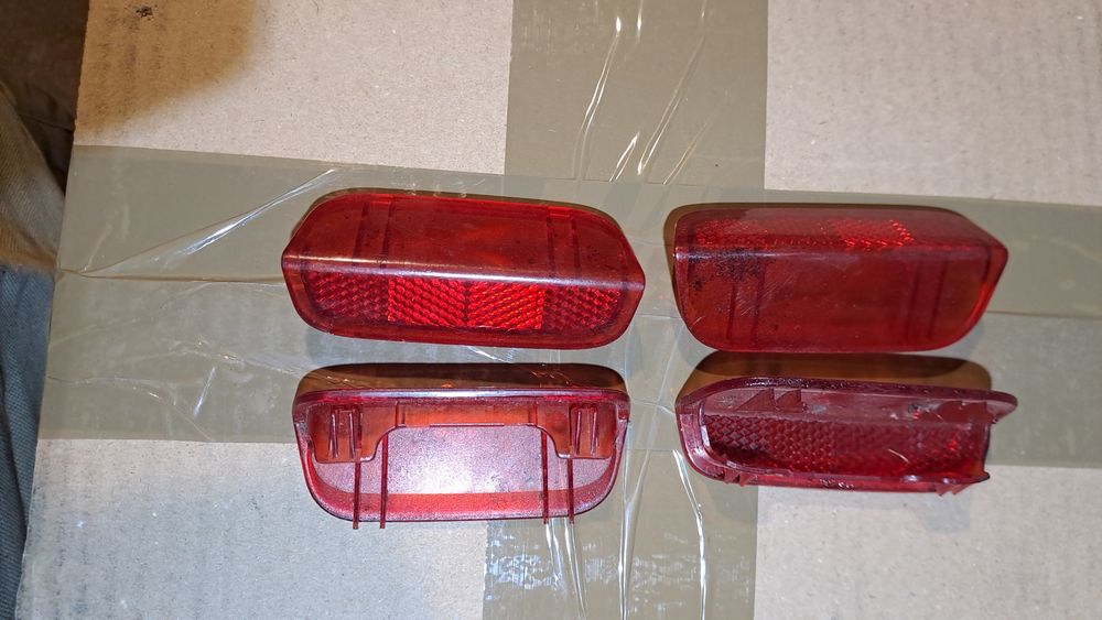 Світлоповертачі дверей VW Passat B7