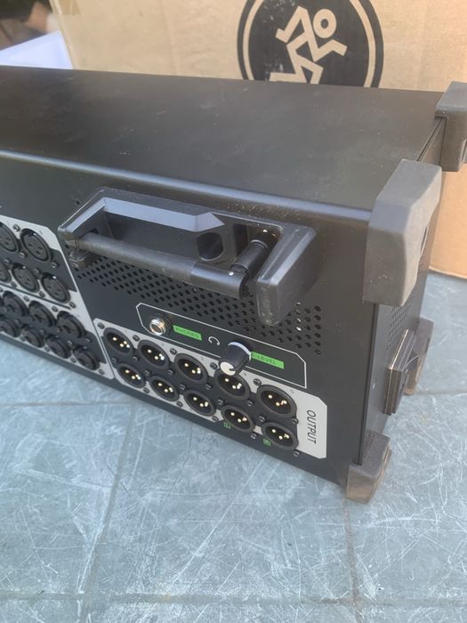 Mesa Digital Mackie Dl32S