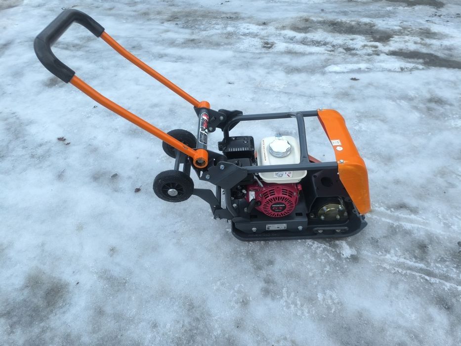 Zagęszczarka BELLE FC3612E honda gx120