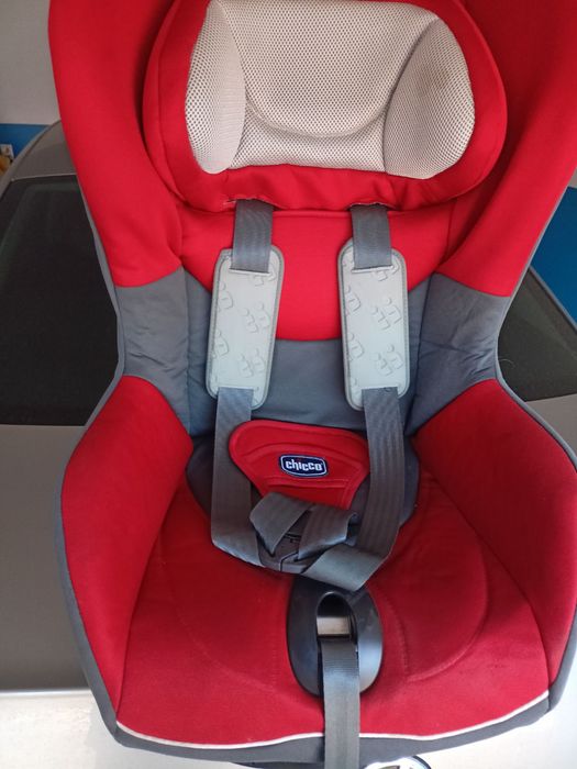 Дитяче автокрісло