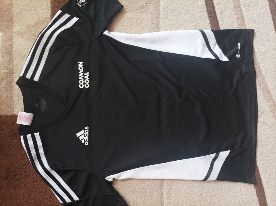 Koszulka Adidas rozm. 176 super stan