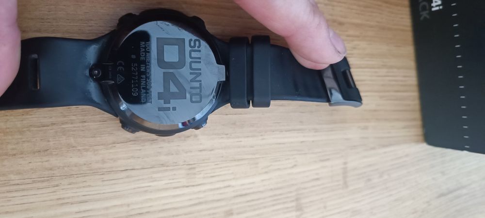 Suunto D4 i. Computador de mergulho