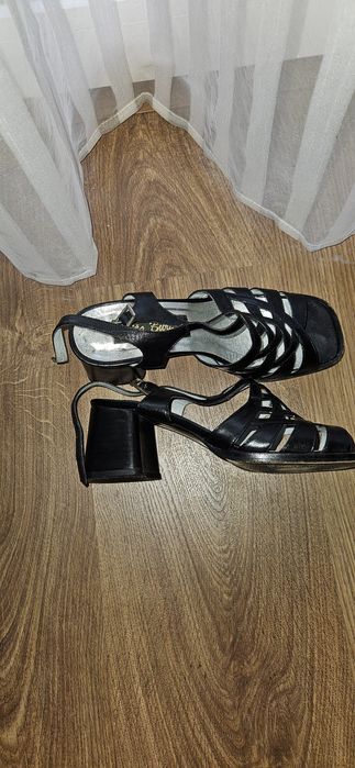 Sandália cerimónia preta