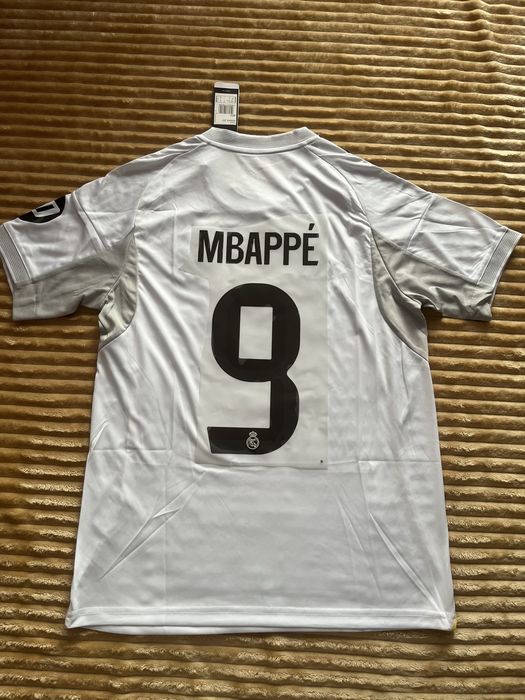 Koszulka Mbappé Real Madryt domowa 2025/2026 – szybka dostawa