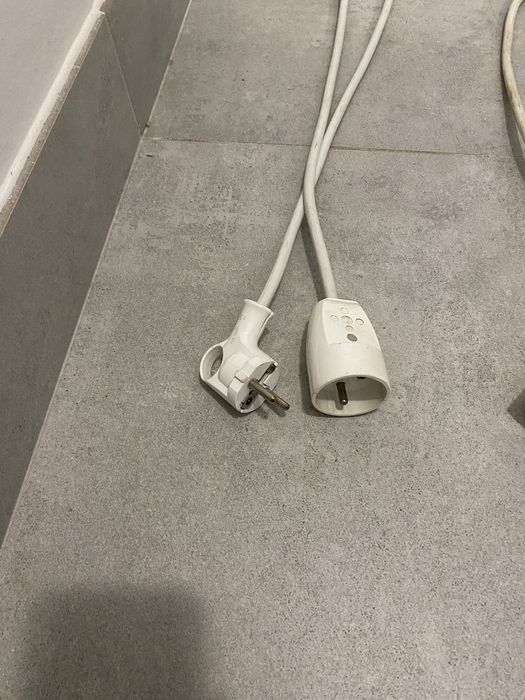 Przedłużacze prądowe