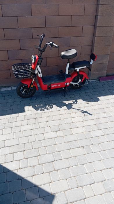 Електроскутер форте