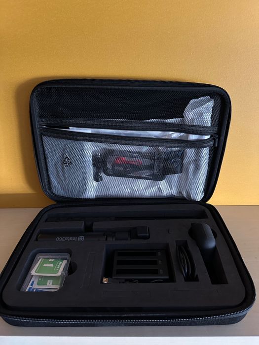 Insta360 ONE X2 + Acessórios