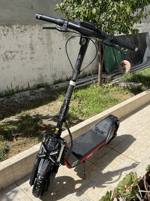 Trotinete elétrica ZT3 Pro segway