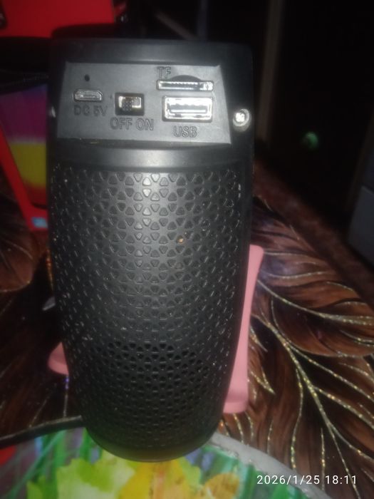 Блютуз  колонка  мр3.