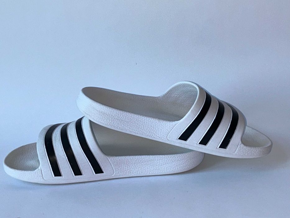 Шльопанці Adidas 37 (23,5 см) Оригінал унісекс Стан відмінний!