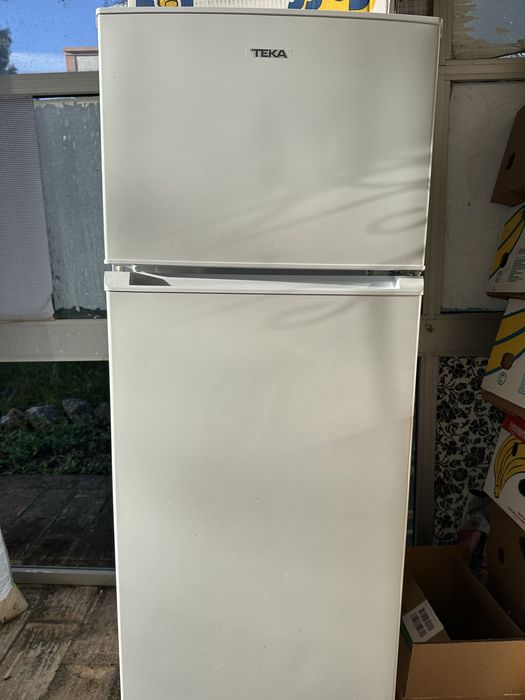 Frigorífico TEKA RTF 3210WH - 235Lts